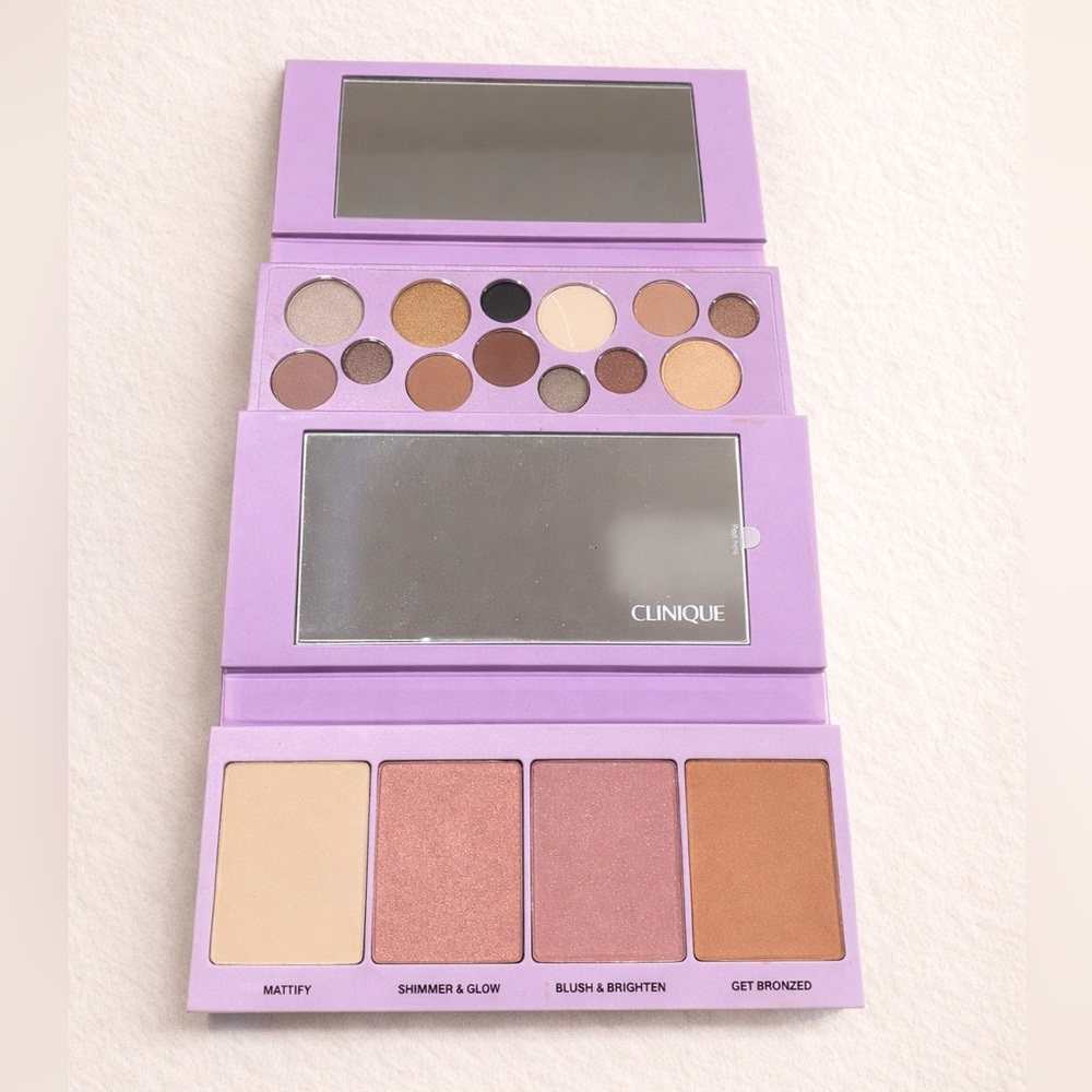 Clinique Limited Edition WINK + GLOW Bundle | Blush Bronzer Highlight Set (2)